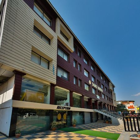 Hotel Samci Riviera Srīnagar 外观 照片