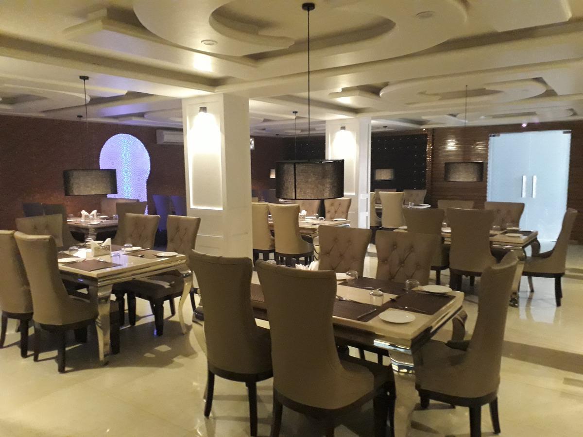 Hotel Samci Riviera Srīnagar 外观 照片