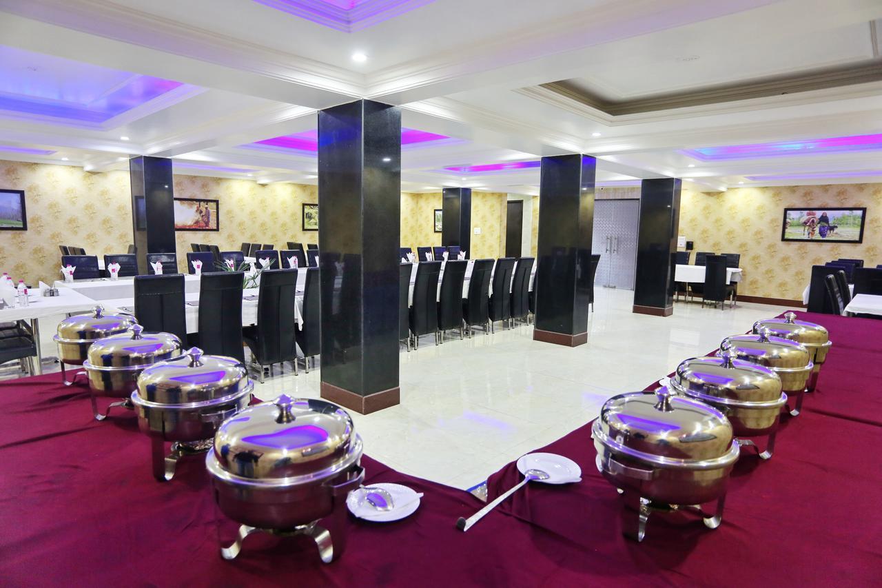 Hotel Samci Riviera Srīnagar 外观 照片