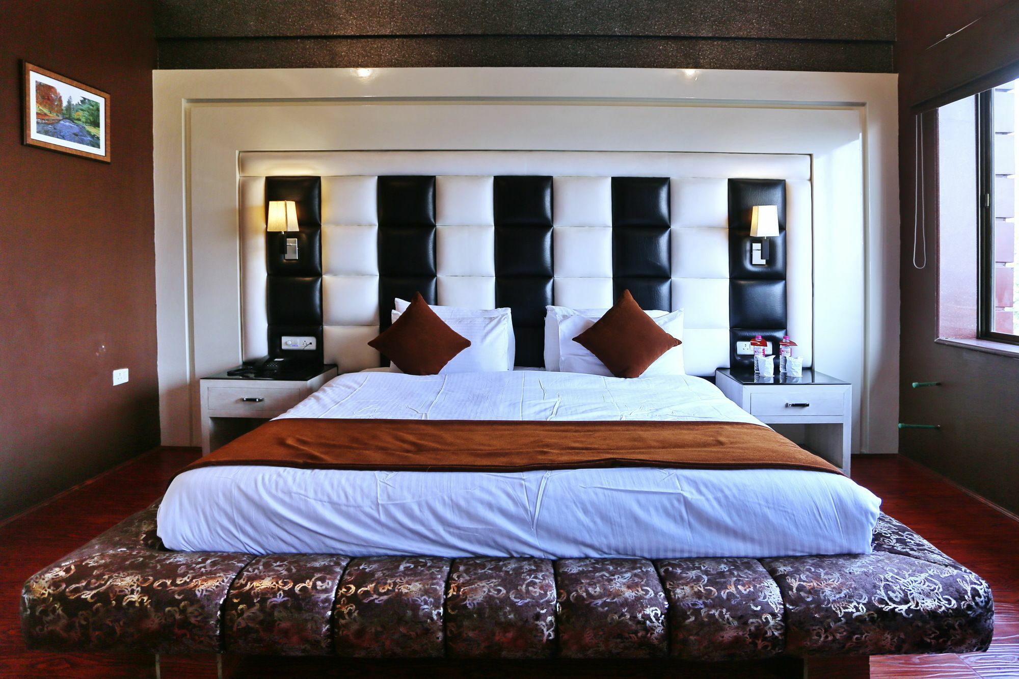 Hotel Samci Riviera Srīnagar 外观 照片